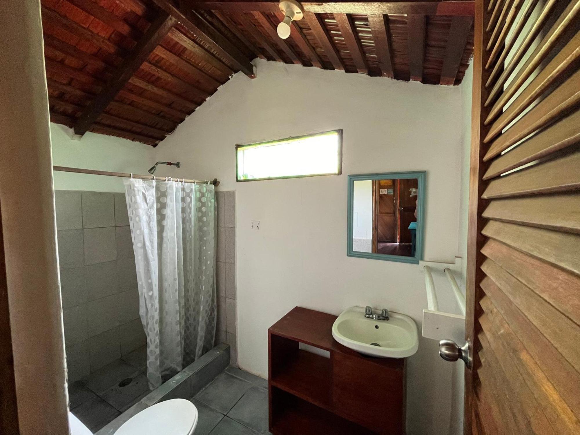 Hostel Kamala Surf & Backpacker